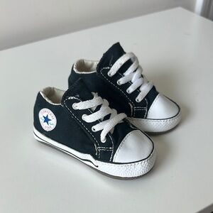 Converse All Star Crib Shoes - Size 4 (infant)